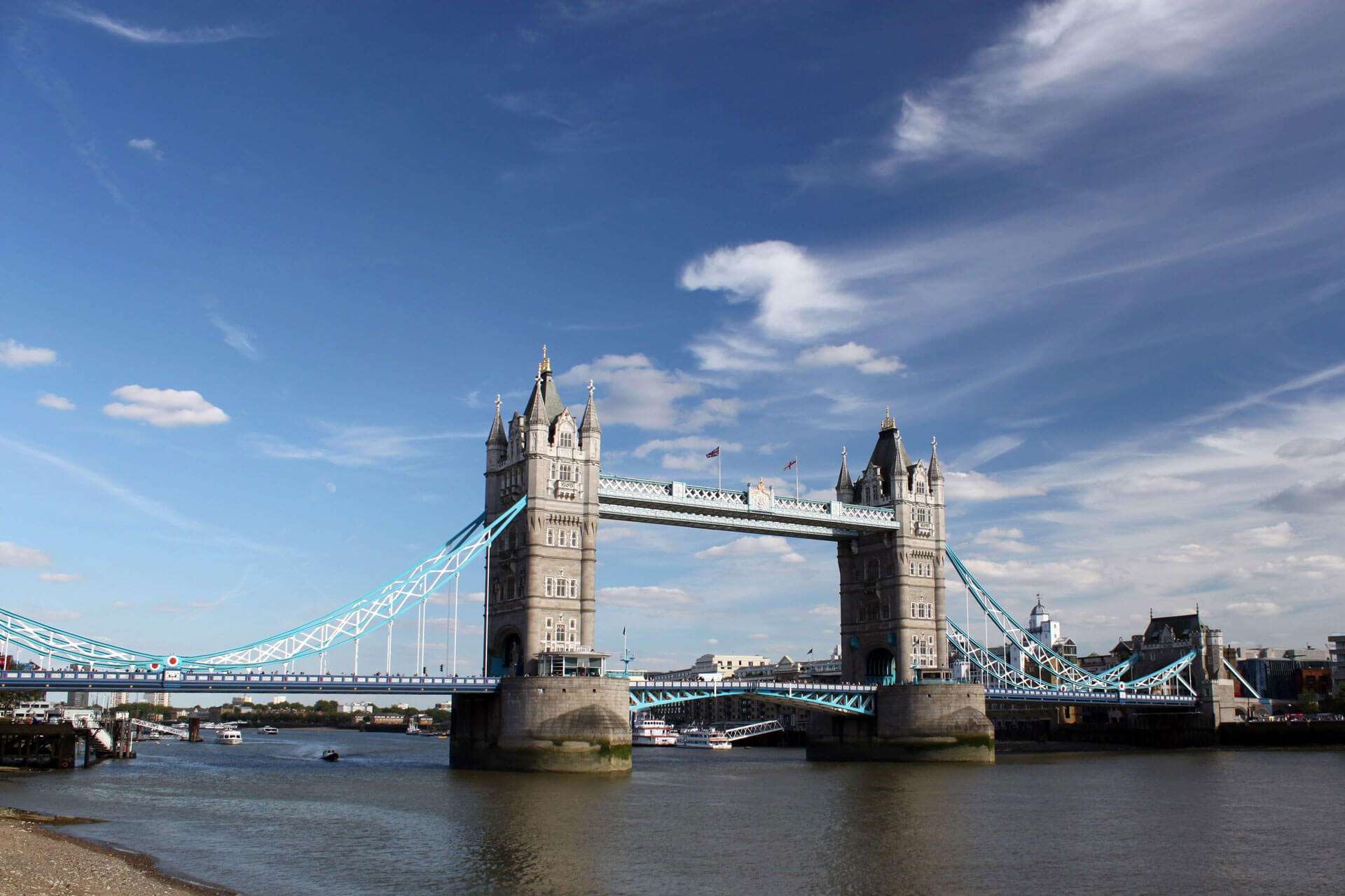 Buyuk Britaniya
