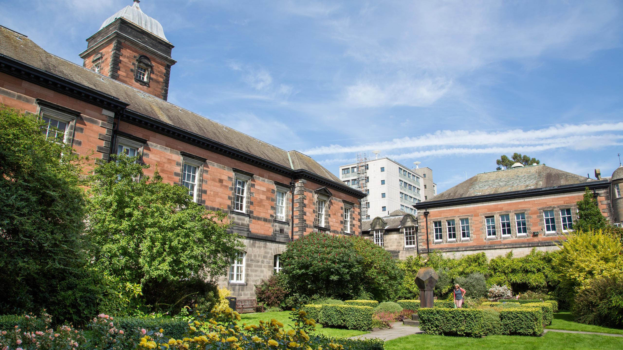 The University of Dundee